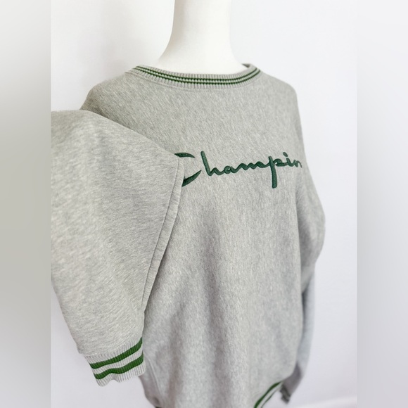 Vintage Champion Crewneck - Picture 2 of 7
